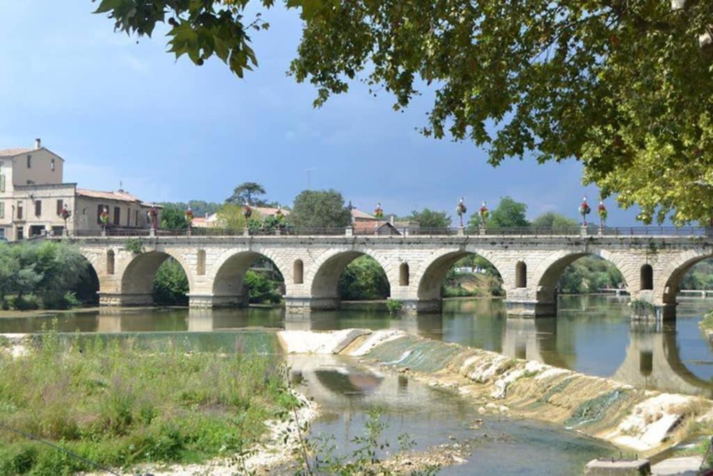 Le Clos Des Vignes Junas Zewnętrze zdjęcie